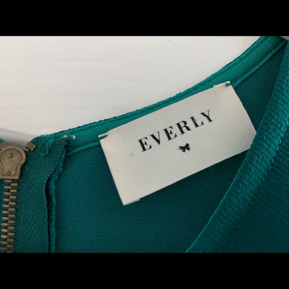 Everly Dress - Picture 4 of 7